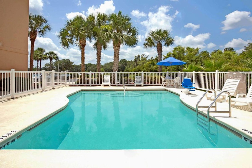 Microtel Inn & Suites By Wyndham Bushnell Image 7